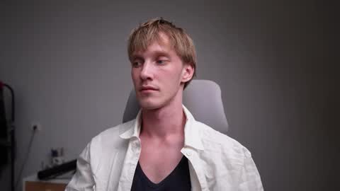 Danny online show from 03-25-26, 04:02