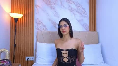 j_belle_ online show from 05-05-26, 08:17