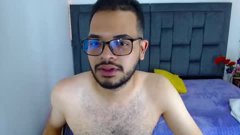 Snapshot of j_black_ chatting on 02-11-26, 12:37 John Smith online show from 02-11-26, 12:37