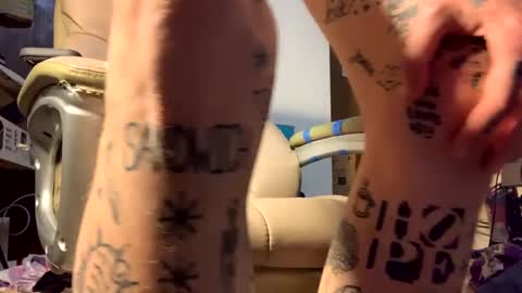 Snapshot of j_boogie_mane chatting on 03-05-25, 04:34 j boogie online show from 03-05-25, 04:34