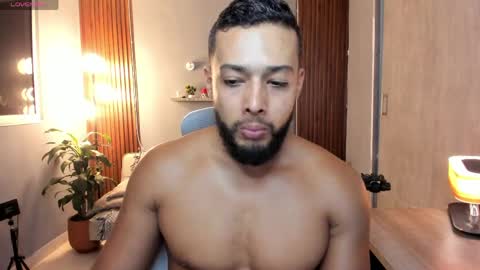 Calix  Independient model Insta and twt Calixsnake online show from 05-29-26, 10:52