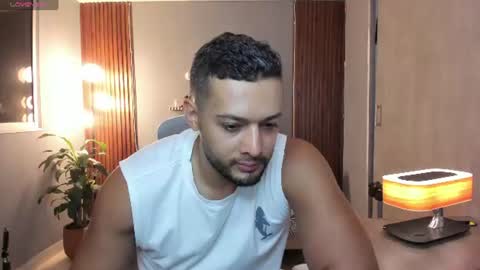 Snapshot of j_calix chatting on 06-17-26, 11:49 Calix Independient model Insta and twt Calixsnake online show from 06-17-26, 11:49