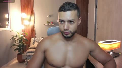 Snapshot of j_calix chatting on 06-18-26, 11:42 Calix Independient model Insta and twt Calixsnake online show from 06-18-26, 11:42