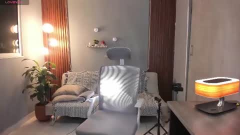 Snapshot of j_calix chatting on 06-20-26, 12:47 Calix Independient model Insta and twt Calixsnake online show from 06-20-26, 12:47