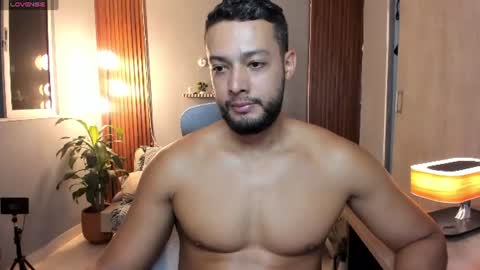 Snapshot of j_calix chatting on 07-15-26, 11:32 Calix Independient model Insta and twt Calixsnake online show from 07-15-26, 11:32