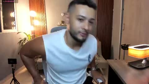 Snapshot of j_calix chatting on 07-18-26, 11:30 Calix Independient model Insta and twt Calixsnake online show from 07-18-26, 11:30