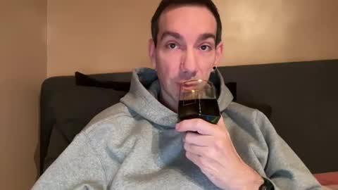 Snapshot of j_dc chatting on 02-22-25, 09:48 j_dc online show from 02-22-25, 09:48