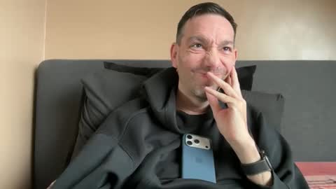 Snapshot of j_dc chatting on 09-20-25, 01:56 j_dc online show from 09-20-25, 01:56