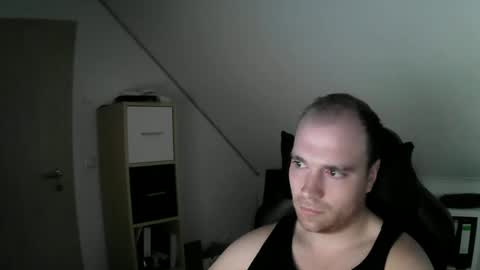 here4y online show from 11-26-25, 10:16