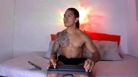 i am juan musiry independent model  online show from 10-23-25, 01:38