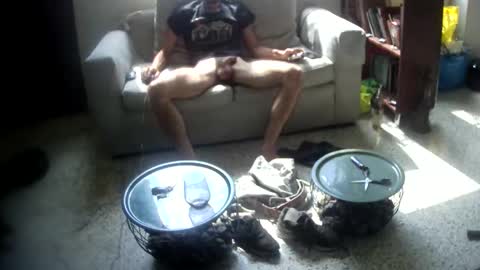 Snapshot of ja009 chatting on 11-15-25, 02:57 Bigbro99 online show from 11-15-25, 02:57