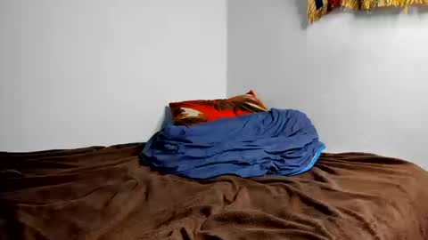 jaacksn online show from 10-17-25, 04:59