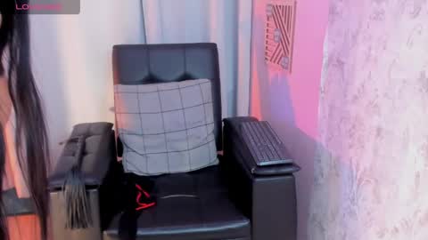 Snapshot of jaadewest_ chatting on 05-28-26, 11:18 Jade West online show from 05-28-26, 11:18