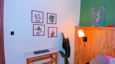 David online show from 11-19-25, 03:06