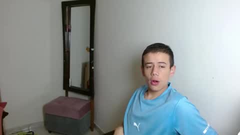 Snapshot of jac0b_x chatting on 02-05-26, 04:17 Tyler online show from 02-05-26, 04:17