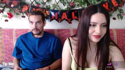 Jack and Emily online show from 10-30-25, 06:52
