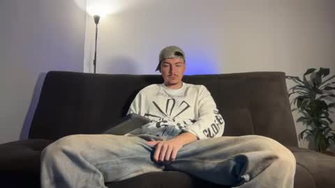 Snapshot of jack_norizz chatting on 06-07-26, 05:33 INDEPENDENT MODEL online show from 06-07-26, 05:33
