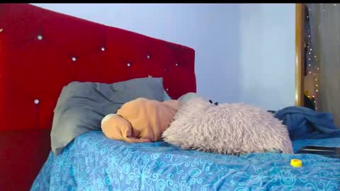 Snapshot of jack_s21 chatting on 05-04-26, 04:08 Laick online show from 05-04-26, 04:08
