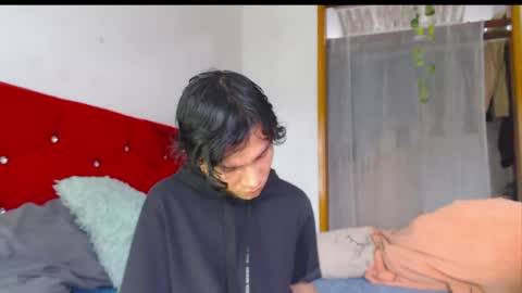 Snapshot of jack_s21 chatting on 05-13-26, 07:55 Laick online show from 05-13-26, 07:55