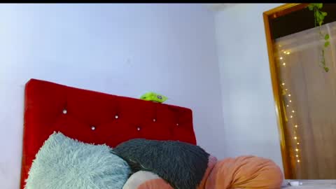 Snapshot of jack_s21 chatting on 05-17-26, 12:08 Laick online show from 05-17-26, 12:08