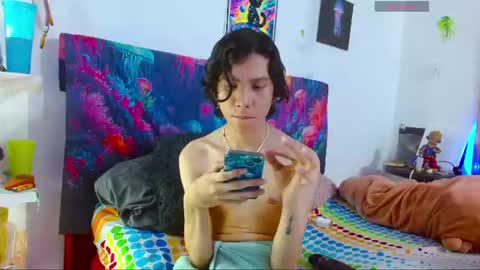 Snapshot of jack_s21 chatting on 08-06-26, 01:07 Laick online show from 08-06-26, 01:07