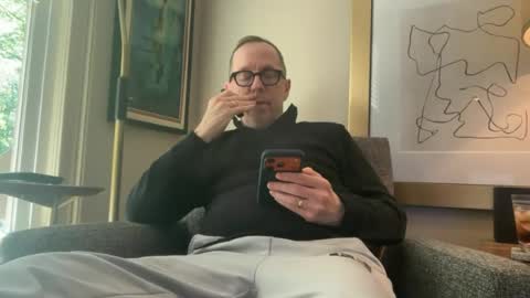Snapshot of jackadam10 chatting on 06-11-26, 04:38 jackadam10 online show from 06-11-26, 04:38