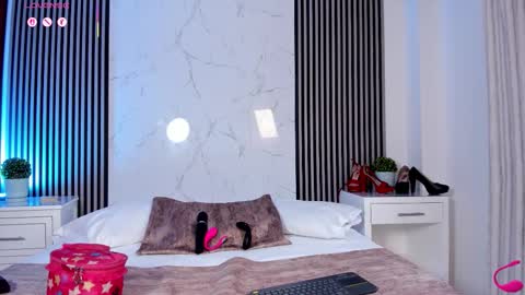 Snapshot of jackandrosse_ chatting on 11-20-25, 01:22 Jack Rosse online show from 11-20-25, 01:22