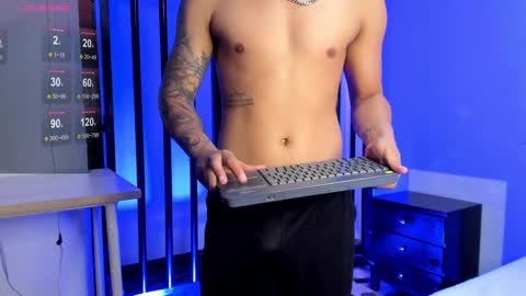 Jack White online show from 01-04-25, 04:12