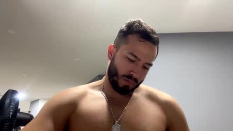 Snapshot of jackdanielsm chatting on 12-20-24, 12:41 jackdanielsm online show from 12-20-24, 12:41