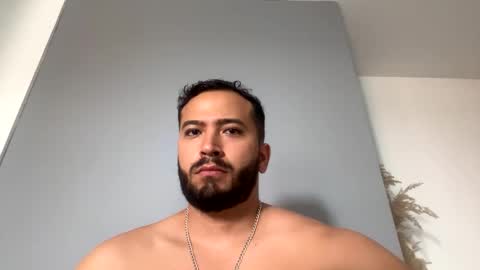 Snapshot of jackdanielsm chatting on 03-06-26, 04:03 jackdanielsm online show from 03-06-26, 04:03