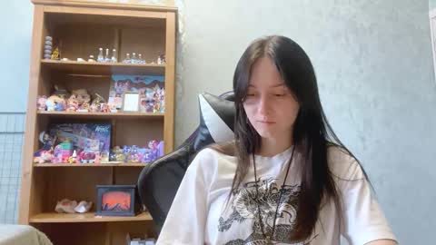 Alice online show from 11-16-25, 06:08