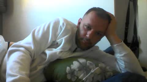 Snapshot of jackggj chatting on 03-27-26, 07:03 jackggj online show from 03-27-26, 07:03