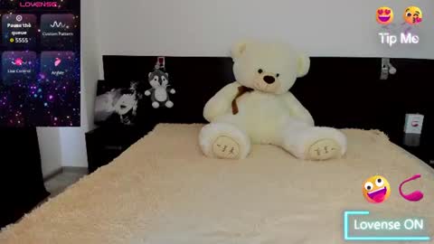 Snapshot of jacksallyevans chatting on 06-20-26, 06:38 sallyevans online show from 06-20-26, 06:38