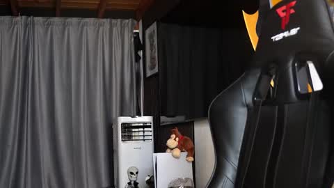 JC online show from 03-10-26, 09:09