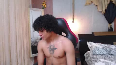 Snapshot of jackson_cr7 chatting on 04-21-26, 09:39 JAKSON online show from 04-21-26, 09:39