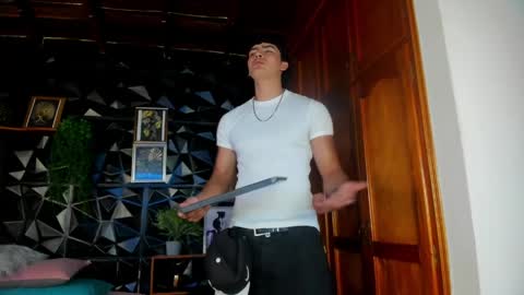 Jackson online show from 03-29-26, 09:04