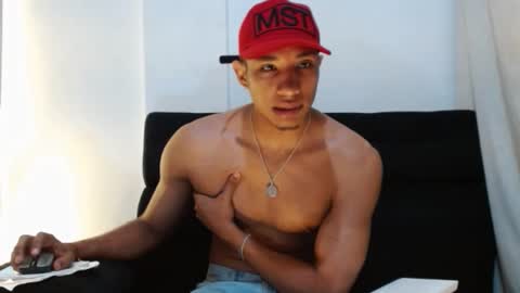 Snapshot of jacksoncooper1 chatting on 01-16-25, 04:07 Jackson Cooper online show from 01-16-25, 04:07