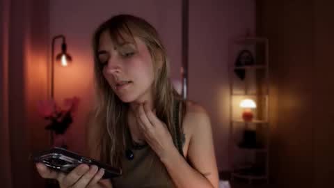 Linda Sofia help me get to 100 thumbs up online show from 02-15-26, 11:56