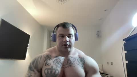 Snapshot of jackyhuge chatting on 07-21-26, 10:23 Jacky online show from 07-21-26, 10:23