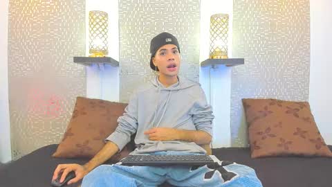 jacob_blackwell online show from 10-18-25, 07:58