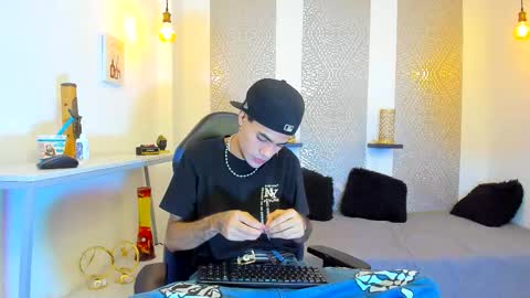 jacob_blackwell online show from 11-18-25, 07:29