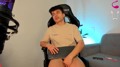 Snapshot of jacob_ferrer chatting on 02-15-26, 07:51 JACOB FERRER online show from 02-15-26, 07:51