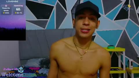Snapshot of jacob_wolf_xxx chatting on 08-02-26, 01:04 jacob online show from 08-02-26, 01:04