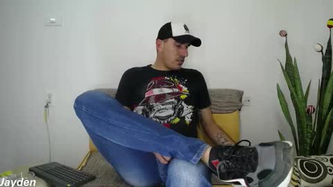 Jacob And Jayden online show from 11-25-25, 07:03