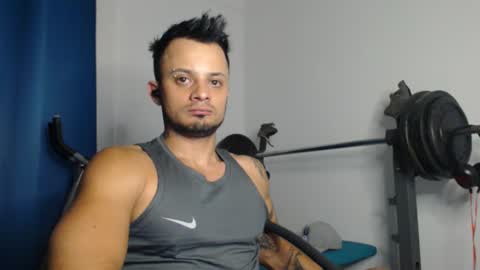 Snapshot of jacobjamess chatting on 12-18-24, 02:42 jacobjamess online show from 12-18-24, 02:42