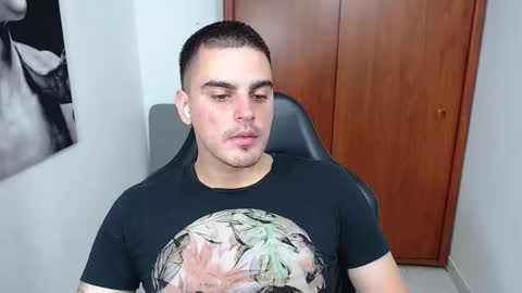 Snapshot of jacobjobs1 chatting on 02-20-26, 02:06 jacobjobs1 online show from 02-20-26, 02:06