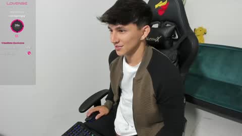jacobo online show from 12-27-24, 08:18