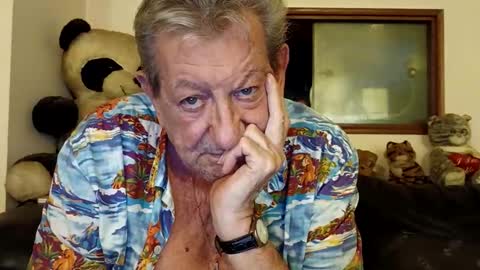 Jacques online show from 05-19-26, 03:57