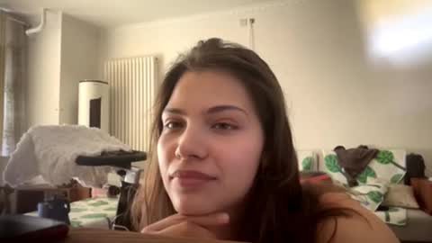 Snapshot of jacqulinekacprowski chatting on 02-25-26, 05:06 Sarah online show from 02-25-26, 05:06