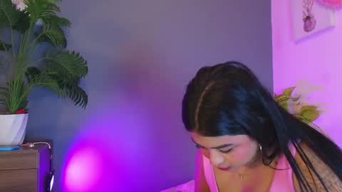 Snapshot of jade_brunnette chatting on 05-21-26, 08:27 Jade Brunete online show from 05-21-26, 08:27
